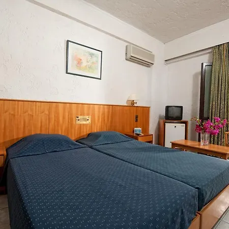 Heronissos Szálloda 4*