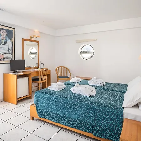 Szálloda Heronissos 4*